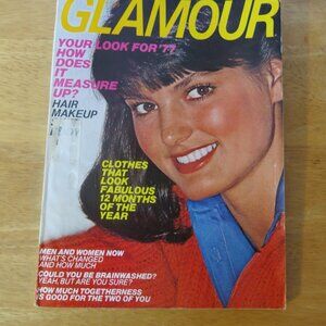 Glamour Magazine January 1977 Barbara Minty Vintage